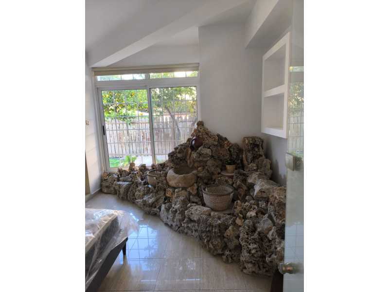 1 bed apartment for long term rent