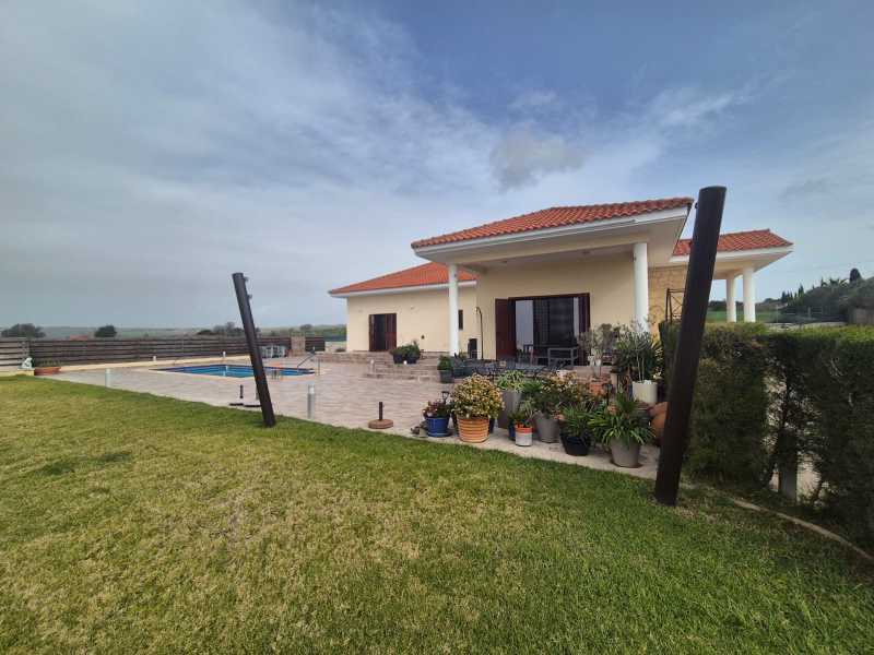 Bungalow for long term rent