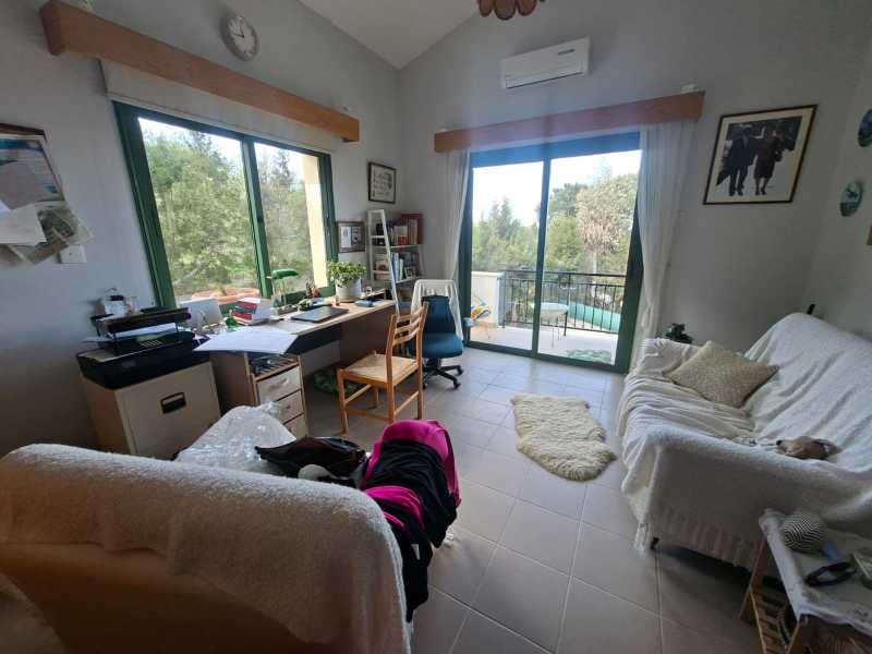 Furnished villa in Droushia