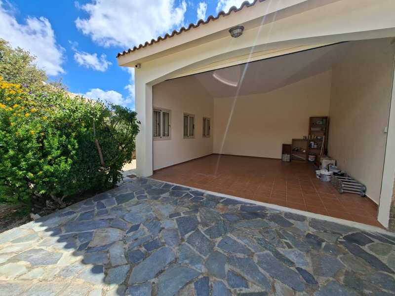 Lovely bungalow for long term rent in Mesoyi