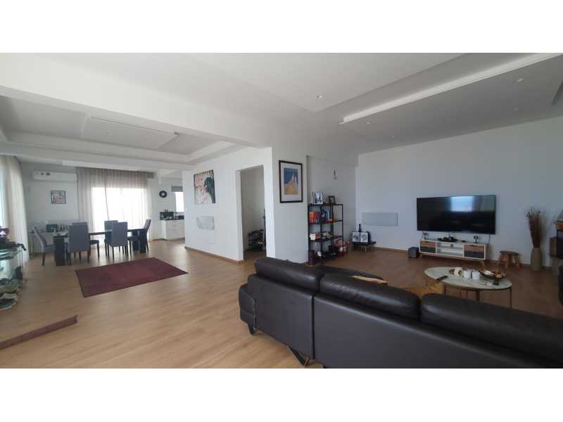 Luxury villa with amazing view in Tala