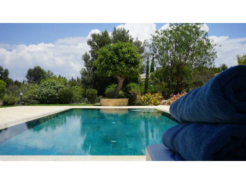 Beautiful villa for long term rent