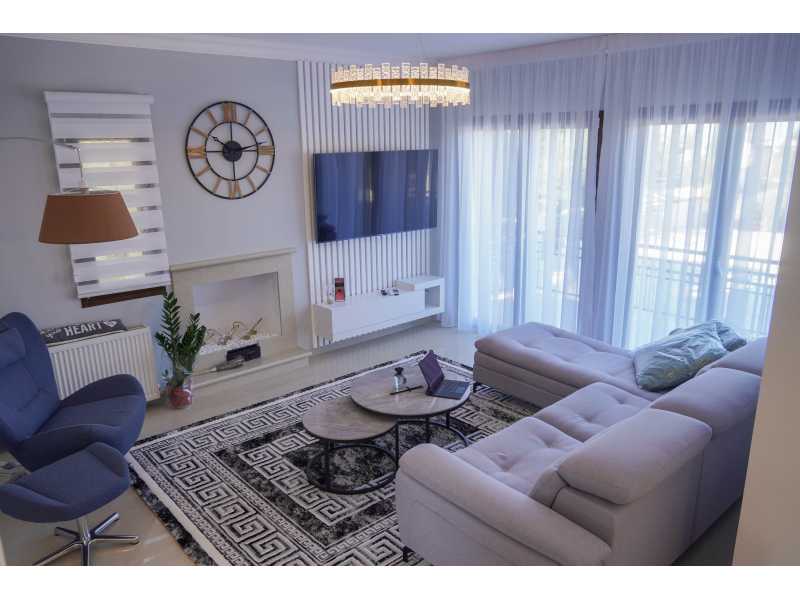 Beautiful villa for long term rent