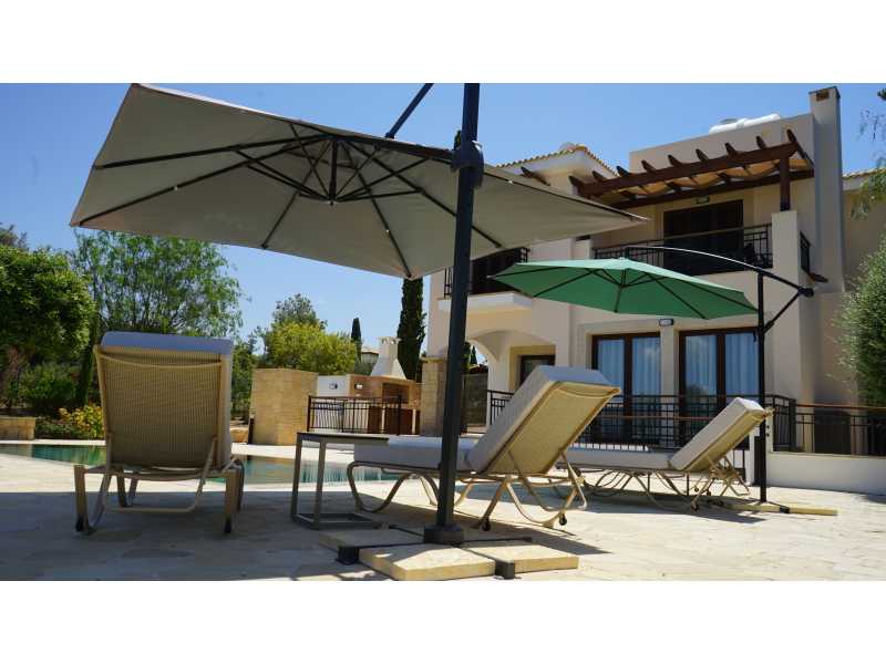 Beautiful villa for long term rent