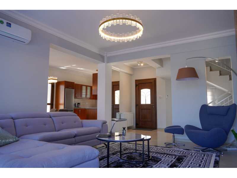 Beautiful villa for long term rent