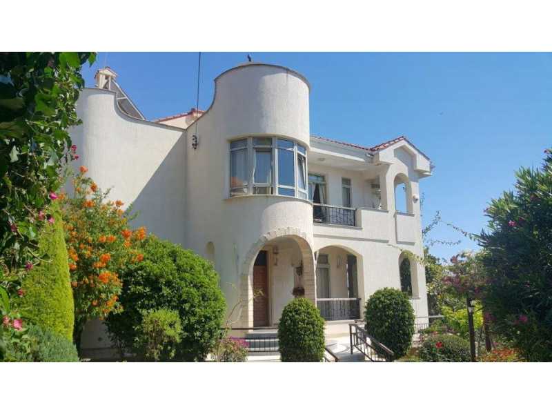 Resale villa for sale in Tala