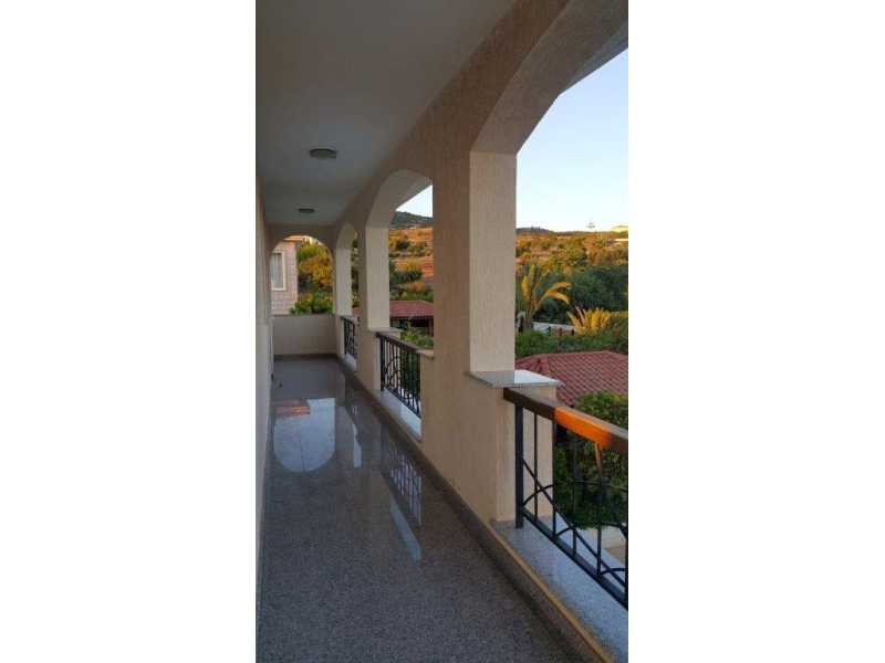 Resale villa for sale in Tala