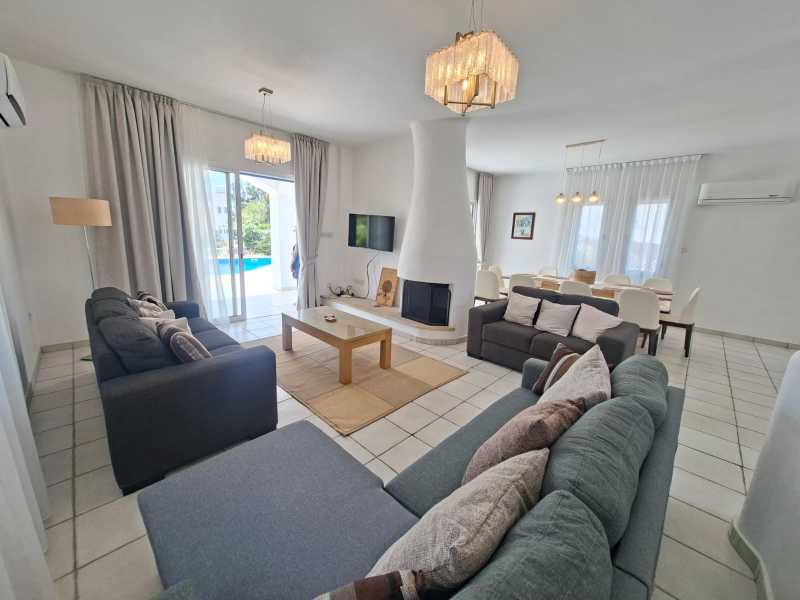 Cosy detached villa for long term rent in Chloraka