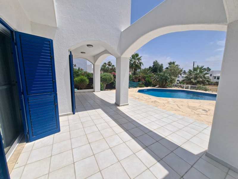 Cosy detached villa for long term rent in Chloraka