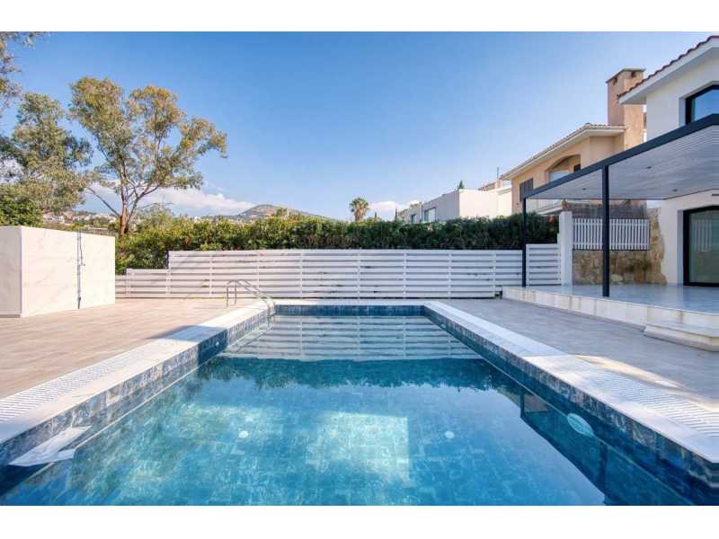 Lovely villa for long term rent in Tala