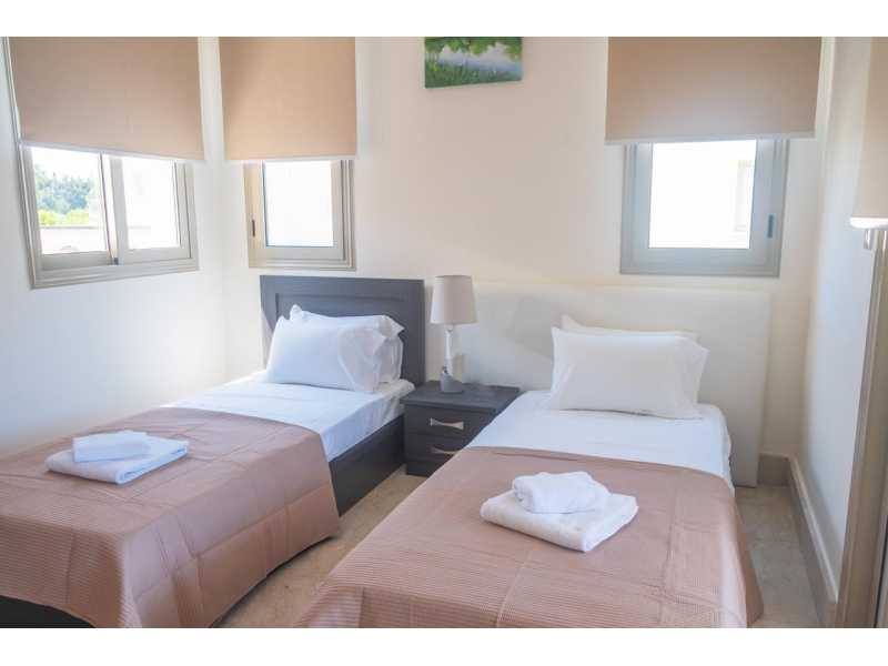 4 Bedrooms villa in Polis area