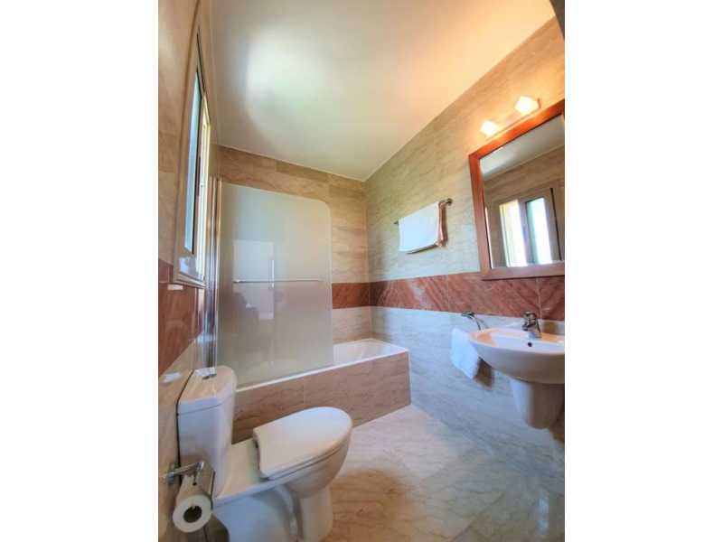 4 Bedrooms villa in Polis area