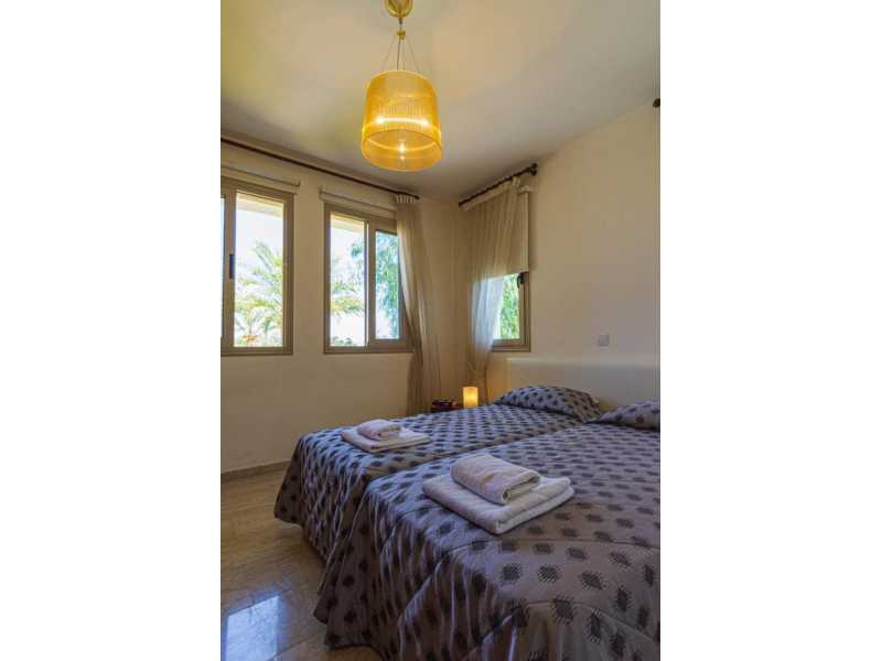 3 bedrooms villa for long term rent