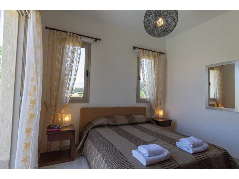3 bedrooms villa for long term rent