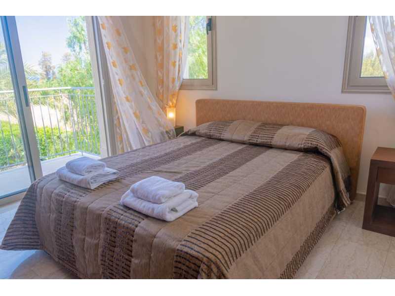 3 bedrooms villa for long term rent