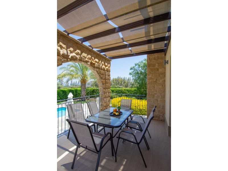 3 bedrooms villa for long term rent