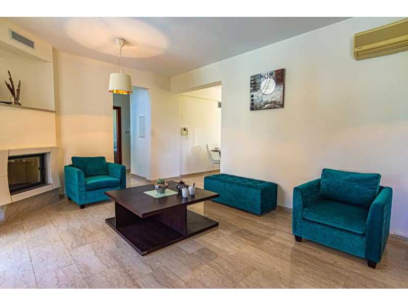 3 bedrooms villa for long term rent