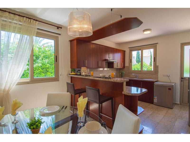 3 bedrooms villa for long term rent