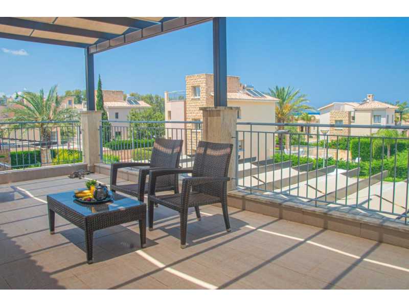 3 bedrooms villa for long term rent