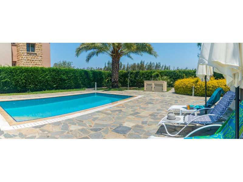 3 bedrooms villa for long term rent