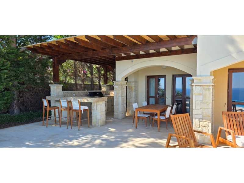 Luxury Villa in Aphrodite Hills