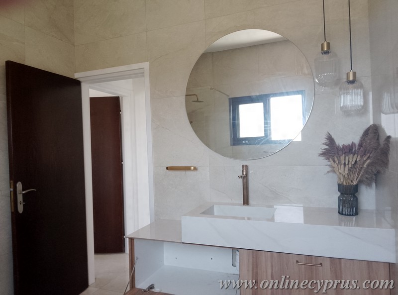 Spacious 4 bedroom villa for long term rent in Lower Peyia