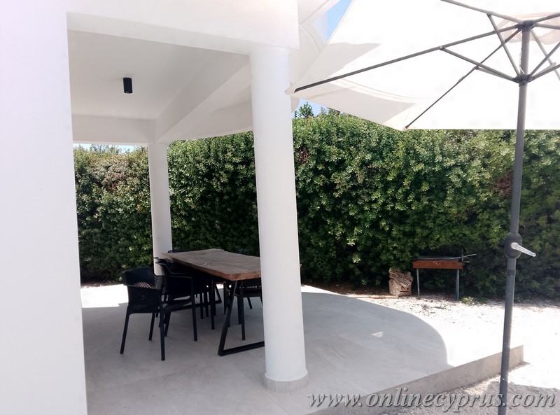 Spacious 4 bedroom villa for long term rent in Lower Peyia