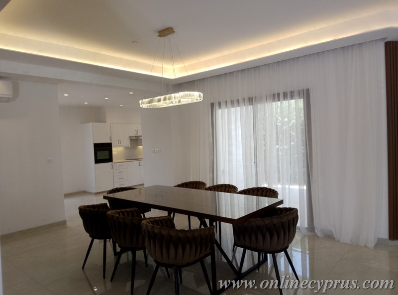 Spacious 4 bedroom villa for long term rent in Lower Peyia