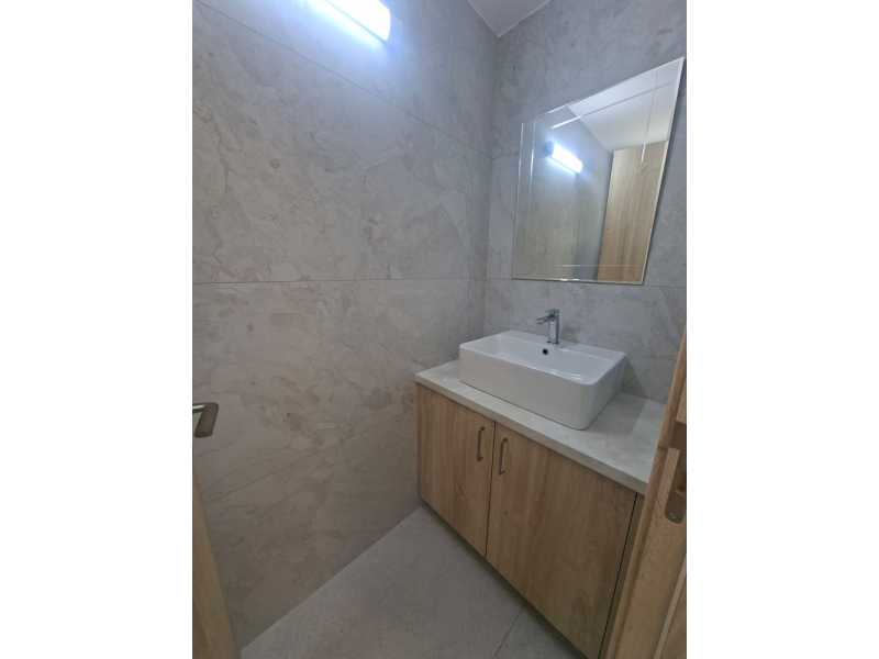 Full renovated lovely apartment
