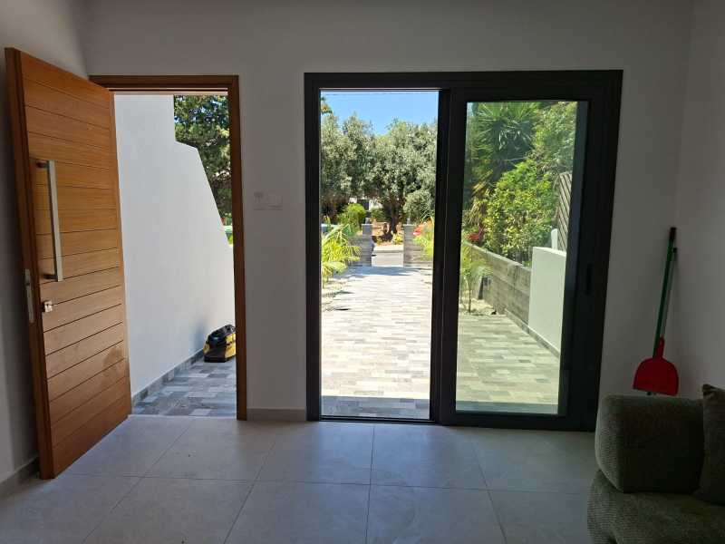 Full renovated lovely apartment