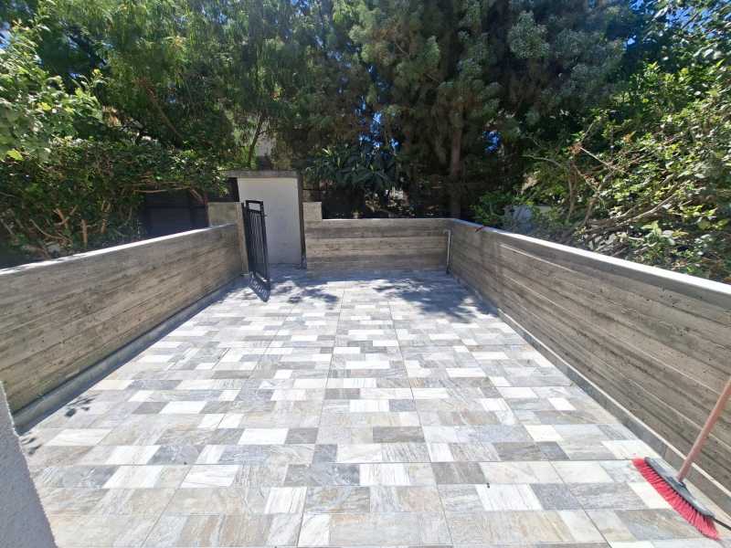 Full renovated lovely apartment