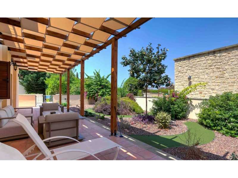 Lovely 2 bedroom apartment for long term rent in Aprhodite Hills