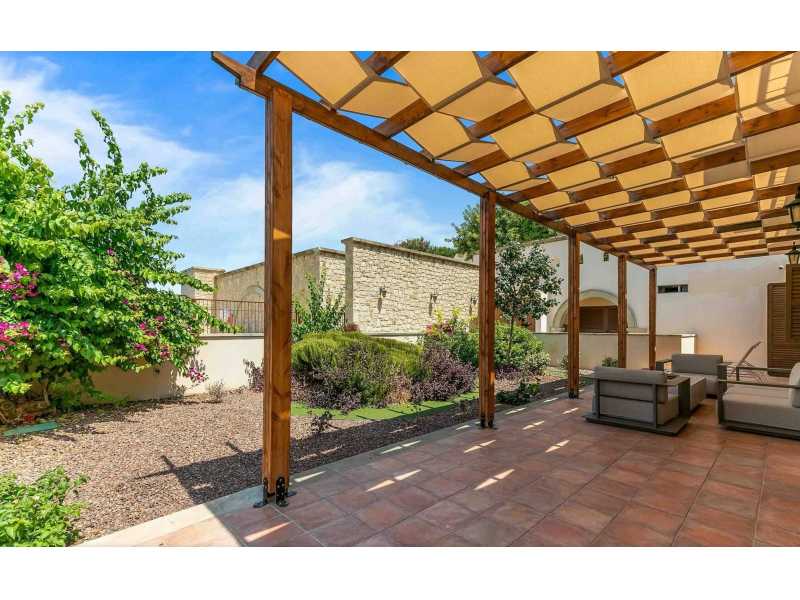 Lovely 2 bedroom apartment for long term rent in Aprhodite Hills