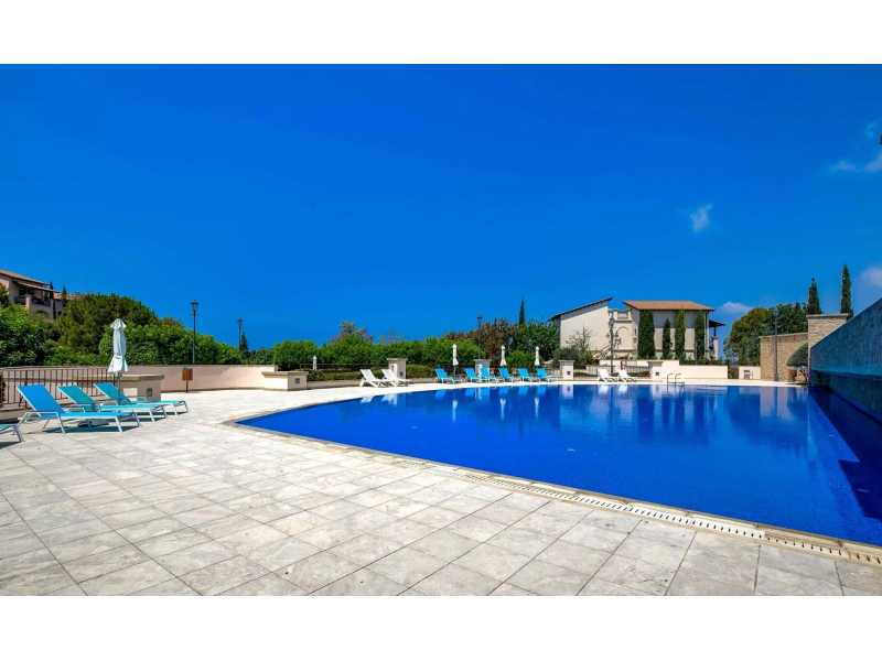 Lovely 2 bedroom apartment for long term rent in Aprhodite Hills