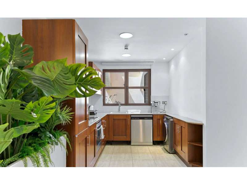 Lovely 2 bedroom apartment for long term rent in Aprhodite Hills