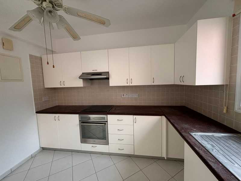 Townhouse for sale in Anarita