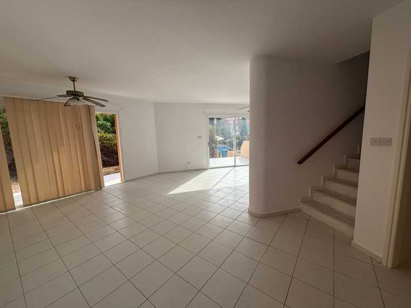 Townhouse for sale in Anarita