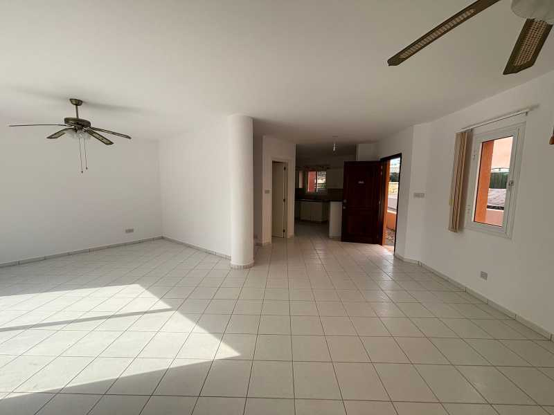 Townhouse for sale in Anarita