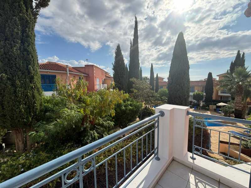 Townhouse for sale in Anarita