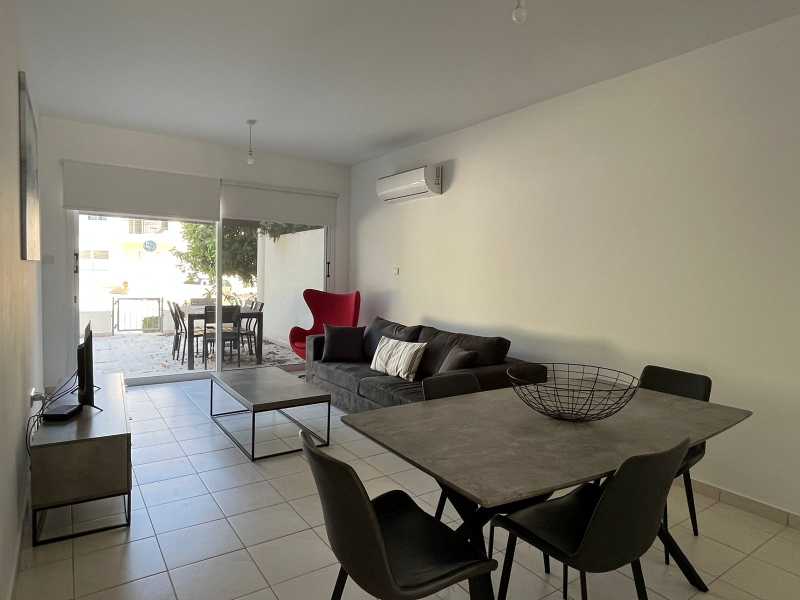 Ground floor apartment for sale in Universal