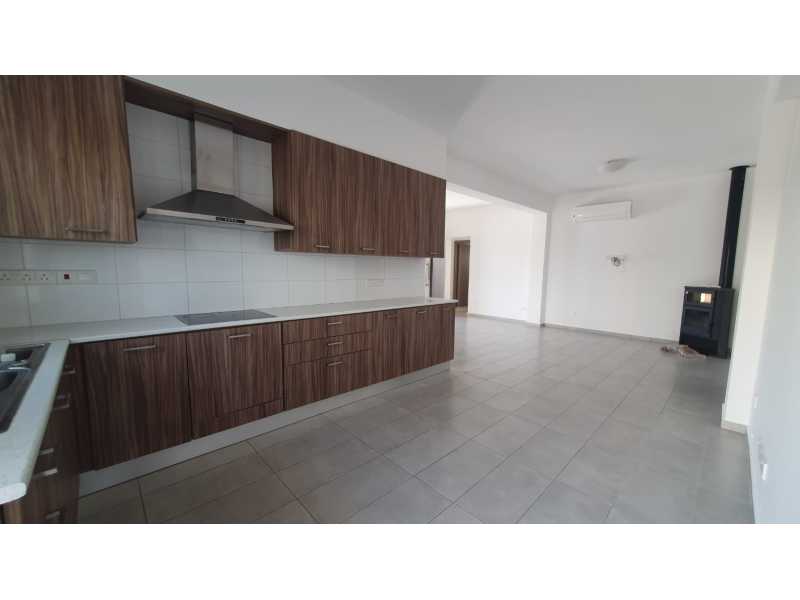 Bungalow for long term rent