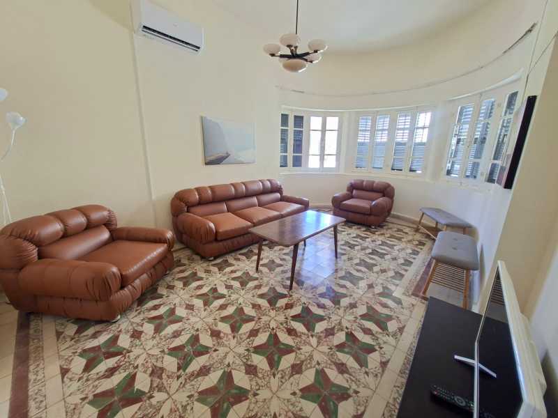 Bungalow in Paphos city