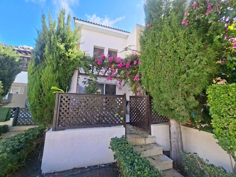 Lovely townhouse in Ayia Marinouda