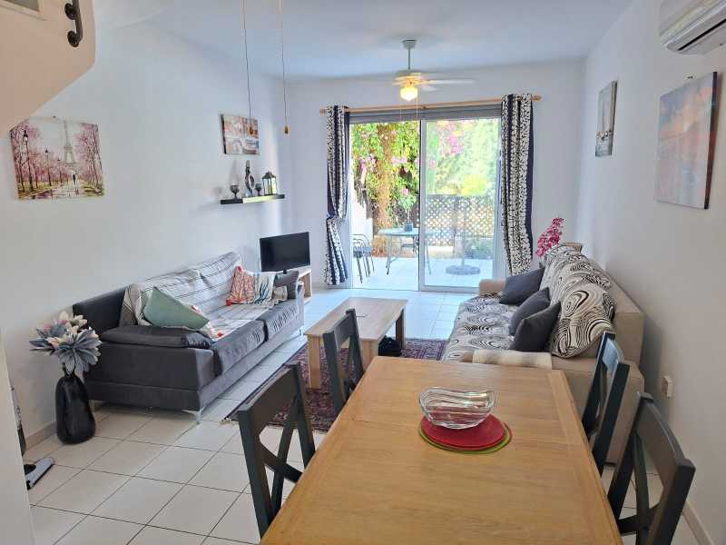 Lovely townhouse in Ayia Marinouda