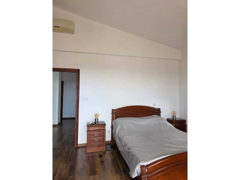 4 bedroom house in Peyia