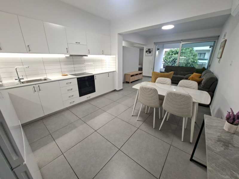 Great 2 bedroom apartment for long term rent