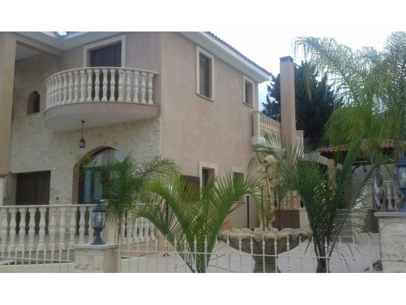 Spacious 3 bed plus villa in Timi 