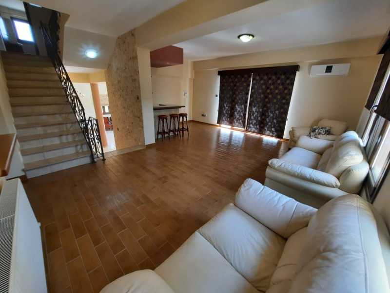 Spacious 3 bed plus villa in Timi