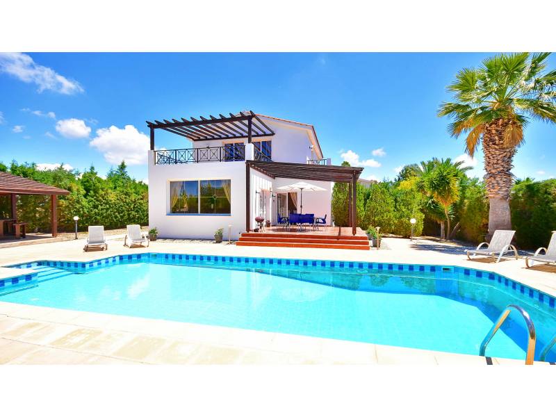 3 bedroom detached villa for mid term rent