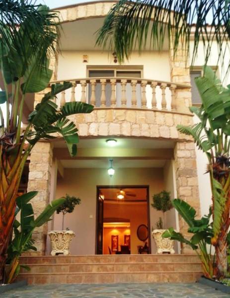 Super Luxury Villa Long Term Rent in Anarita